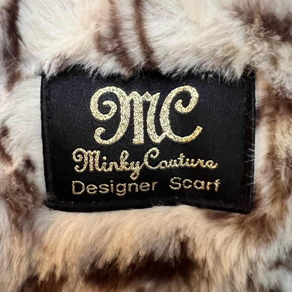 Minky Couture Designer Scarf - Picture 2 of 2